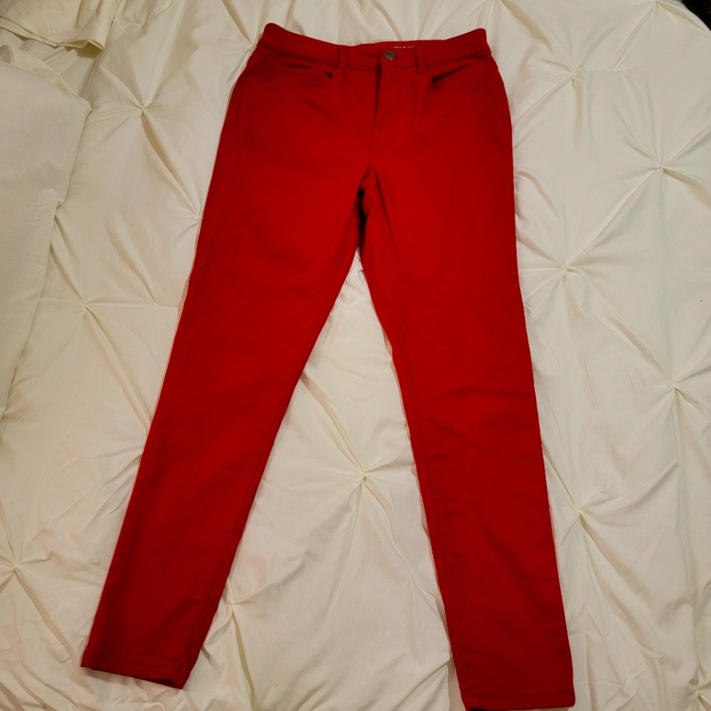 Size 9 red jegging